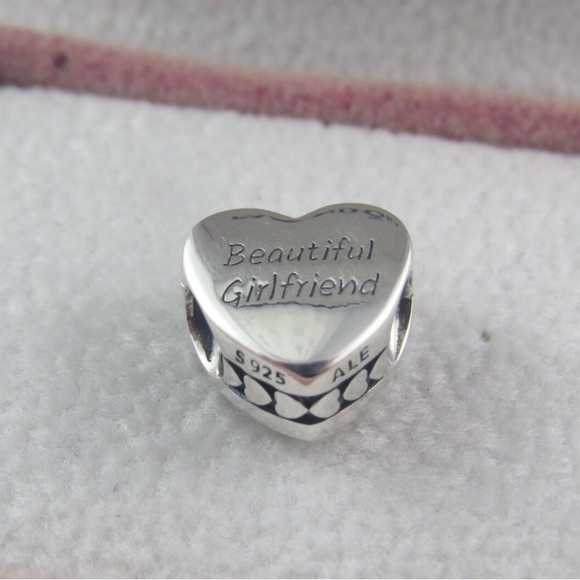 Pandora Girlfriend Charm Girl Friend Charm Beautiful Girlfriend Heart Charm (F4) - Picture 2 of 2